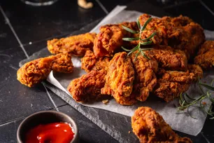 Signature Fast Food dishes - Fast online ordering from Social Chicken - N Pearl St.