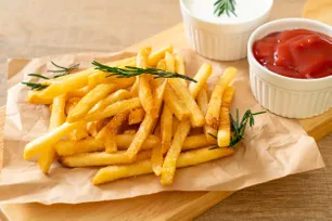 Close-up of popular Fast Food favorites for Dallas takeaway and online orders.