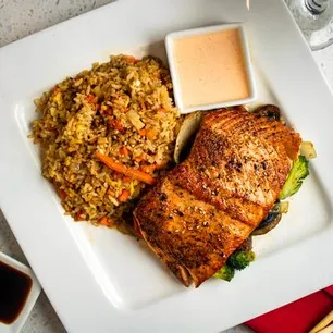 Japanese,Korean,Sushi favorites prepared for easy online ordering and pickup.