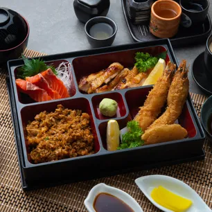 Close-up of popular Japanese,Korean,Seafood,Sushi favorites for Farmers Branch takeaway and online orders.