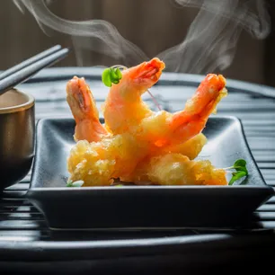 Inside the Cbowls Poke kitchen - Freshly prepared Japanese,Korean,Seafood,Sushi for online ordering.
