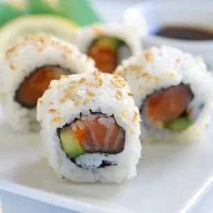 Inside the Cbowls Poke kitchen - Freshly prepared Japanese,Korean,Seafood,Sushi for online ordering.