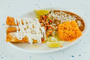 Fresh American,Breakfast,Mexican specialties - Order American,Breakfast,Mexican online from Family Cafe and Diner.