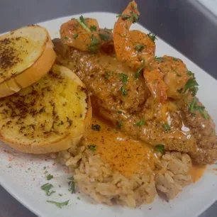 Signature American,Burgers,Cajun dishes - Fast online ordering from Chef Bugg Kitchen.