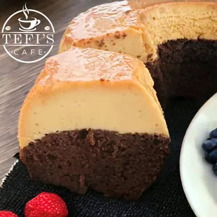 Inside the Tefi's Cafe kitchen - Freshly prepared American,Breakfast,Colombian food,Cuban,Dessert,Latin American for online ordering.