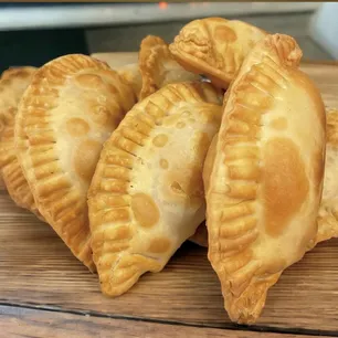 Fresh American,Breakfast,Colombian food,Cuban,Dessert,Latin American specialties - Order American,Breakfast,Colombian food,Cuban,Dessert,Latin American online from Tefi's Cafe.