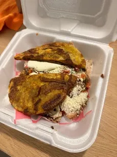 Authentic Burgers,Venezuelan,Venezuelan food dishes from the top-rated Big tatos express grill Doral kitchen in Miami.