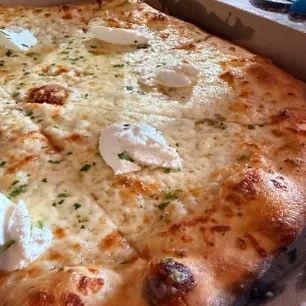 Signature Italian,Pizza dishes - Fast online ordering from Cafe Frankie's.
