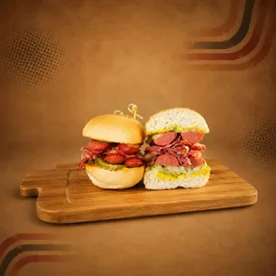 Inside the Retro’s Subs & Brews kitchen - Freshly prepared Beer,Drinks,Sandwiches for online ordering.