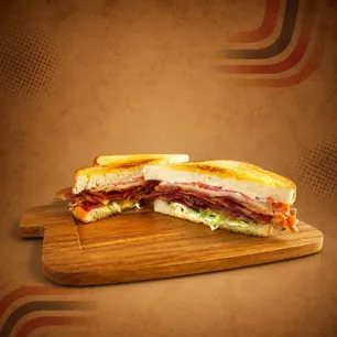 Best Beer,Drinks,Sandwiches flavors in Chandler - Available via Retro’s Subs & Brews online ordering.
