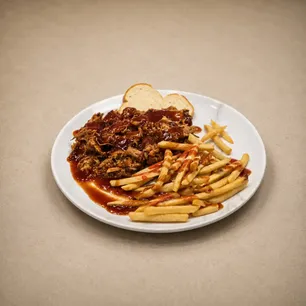 Inside the Shuga’s Wings and Things kitchen - Freshly prepared American,Barbeque for online ordering.
