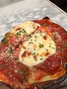 Plated Italian,Pizza food - Trusted local Italian,Pizza dining at Cafe Frankie's.