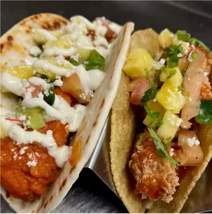Vibe Taco - Demo Gallery Image 1 - Interior and Food