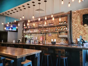 Vibe Taco - Demo Gallery Image 5 - Interior and Food