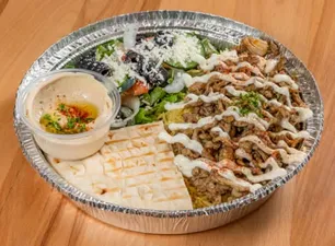 Zeus the Greek Gallery Image 6 - Interior and Food