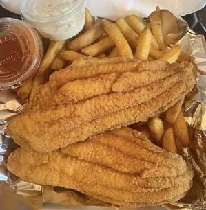 JJ's Fish And Chicken - Brooklyn Park Gallery Image 3 - Interior and Food
