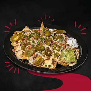 LA TACOS Gallery Image 4 - Interior and Food