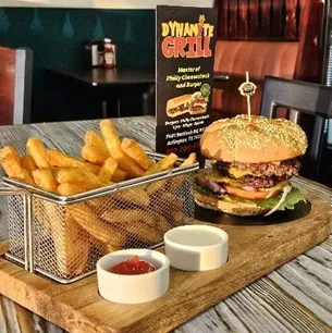 Dynamite Grill Gallery Image 3 - Interior and Food