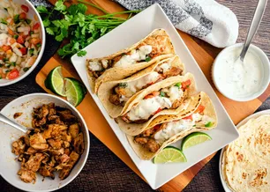 3 Agaves Mexican Restaurant Gallery Image 1 - Interior and Food