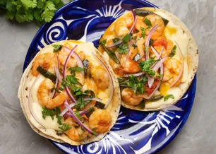 3 Agaves Mexican Restaurant Gallery Image 3 - Interior and Food
