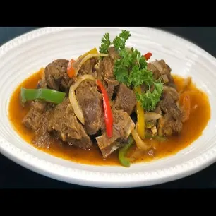Casting Caribbean Resto Gallery Image 3 - Interior and Food