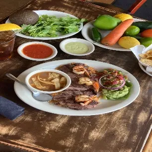 Chips and Salsa Tex-Mex by Oliver Gallery Image 2 - Interior and Food