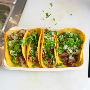 Quijotes Mexican Grill - Demo Gallery Image 6 - Interior and Food