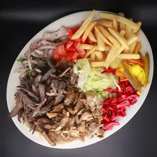 Edge Cuisine Gallery Image 2 - Interior and Food