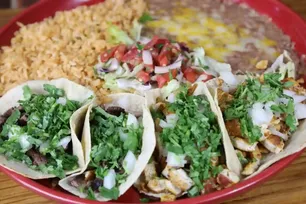 Pueblo Viejo Morningside Gallery Image 1 - Interior and Food