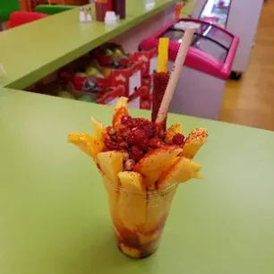 Frutas Lokas Gallery Image 14 - Interior and Food