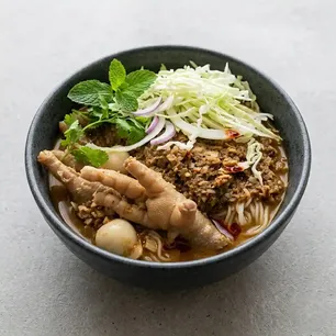 Karen Thai - Demo Gallery Image 1 - Interior and Food