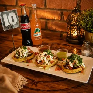 Aurelia's Authentic Mexican Food - Demo Gallery Image 4 - Interior and Food
