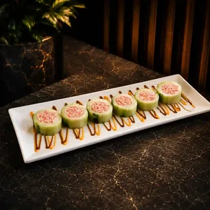  Gallery Image 6 - Interior and Food