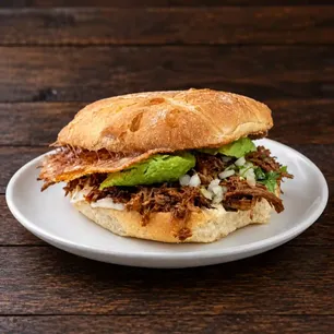Tortas chiwas - Demo Gallery Image 1 - Interior and Food