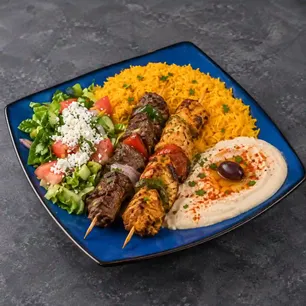 Cairo's Gyros Tempe Gallery Image 3 - Interior and Food