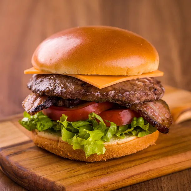 Best American,Breakfast,Burgers flavors in Minneapolis - Available via Super USA Deli - Minneapolis online ordering.
