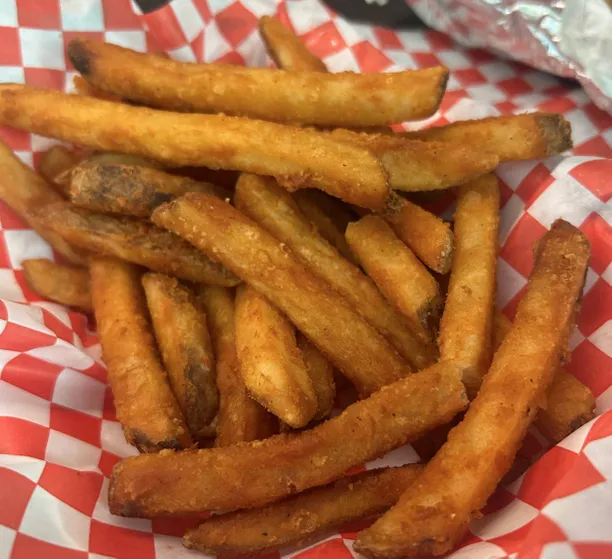 Close-up of popular American favorites for Fort Worth takeaway and online orders.