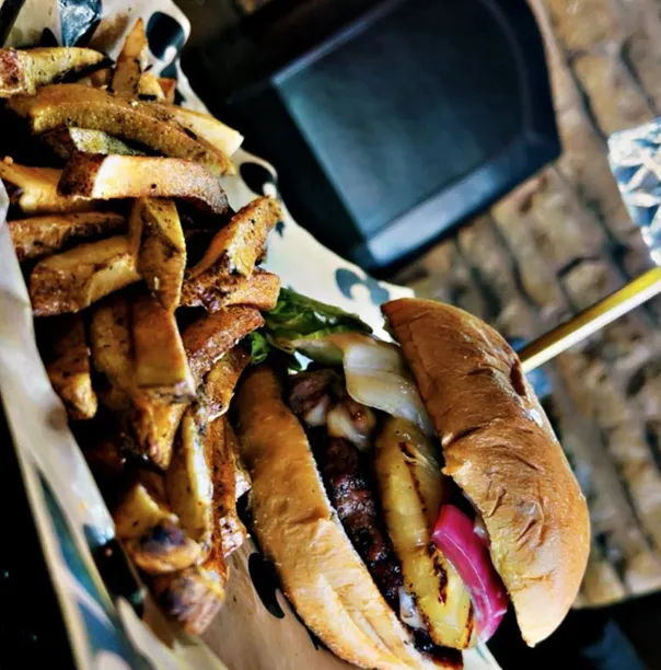 Fresh American,Burgers,Steak,Wings specialties - Order American,Burgers,Steak,Wings online from HH Supply Co. Restaurant and Bar.