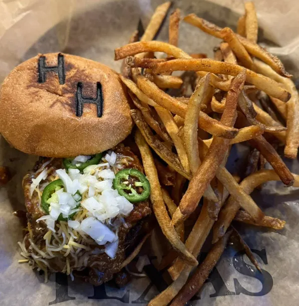 HH Supply Co. Restaurant and Bar online American,Burgers,Steak,Wings menu - Variety of authentic dishes in Glen Rose.