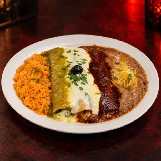 Inside the Balones GP Restaurant and Bar kitchen - Freshly prepared Mexican for online ordering.