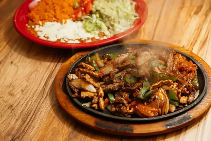 Warm dining atmosphere at El Loro Coon Rapids