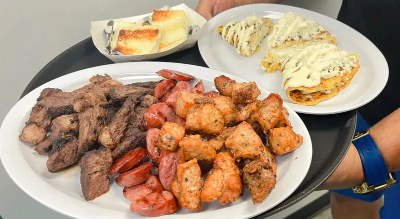 Fiesta, Parrilla & Servicious