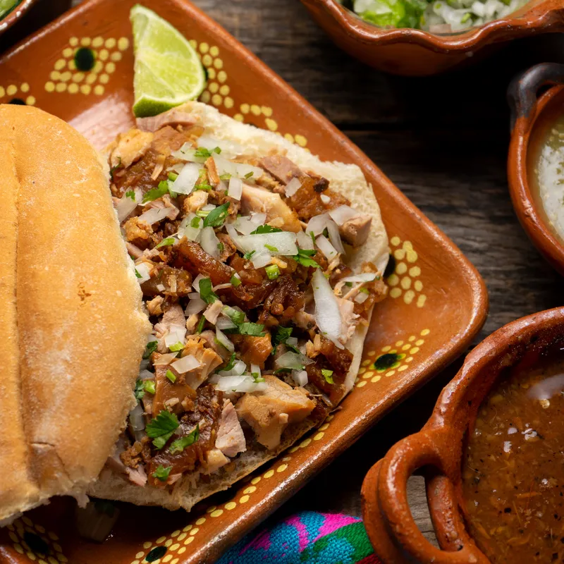 Torta De Carnitas