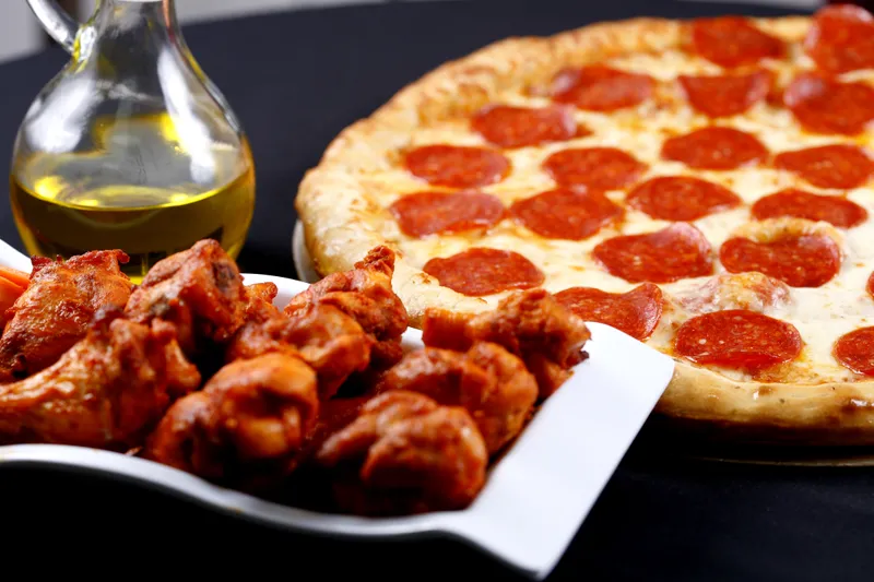 Pizza & Wings Combo