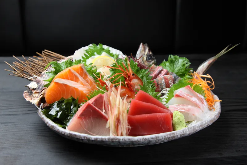 Sushi & Sashimi