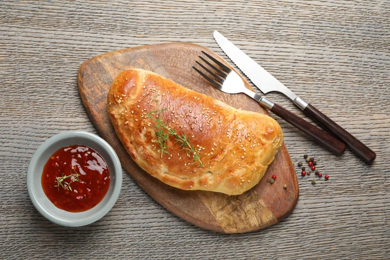 Calzones & Strombolis