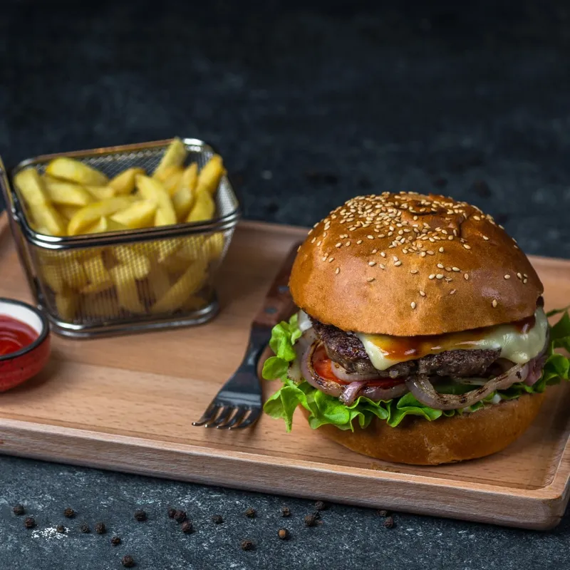 Burgers & Sandwiches