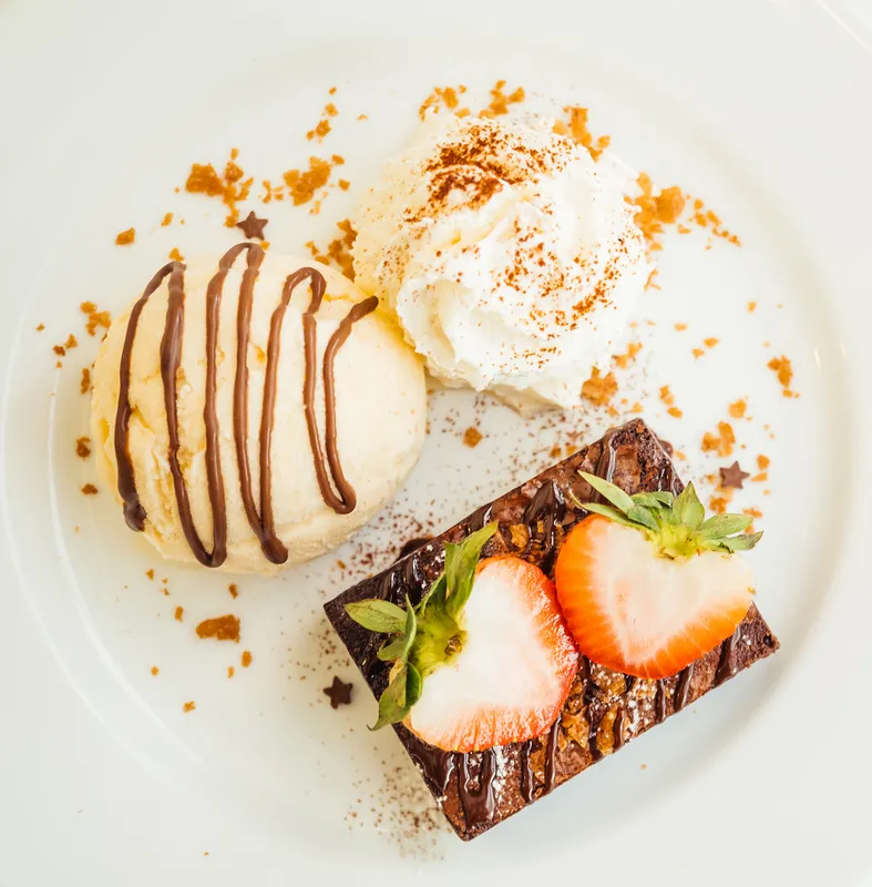 Desserts & Ice Cream