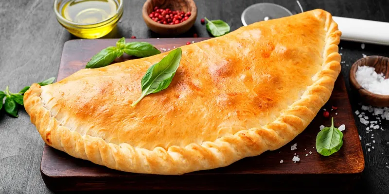 Strombolis & Calzones