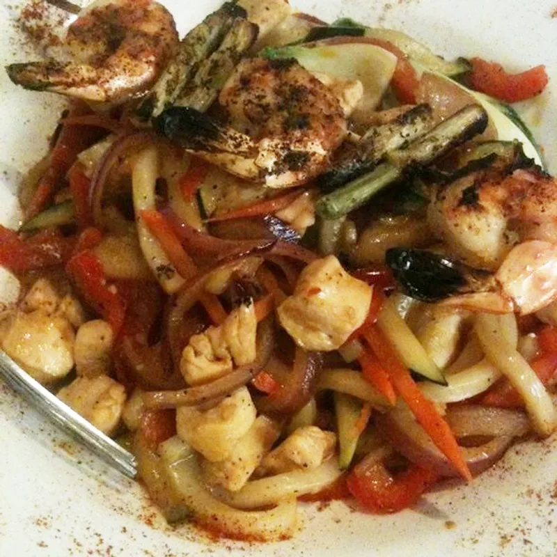 Pad Thai with Shrimp And Chicken